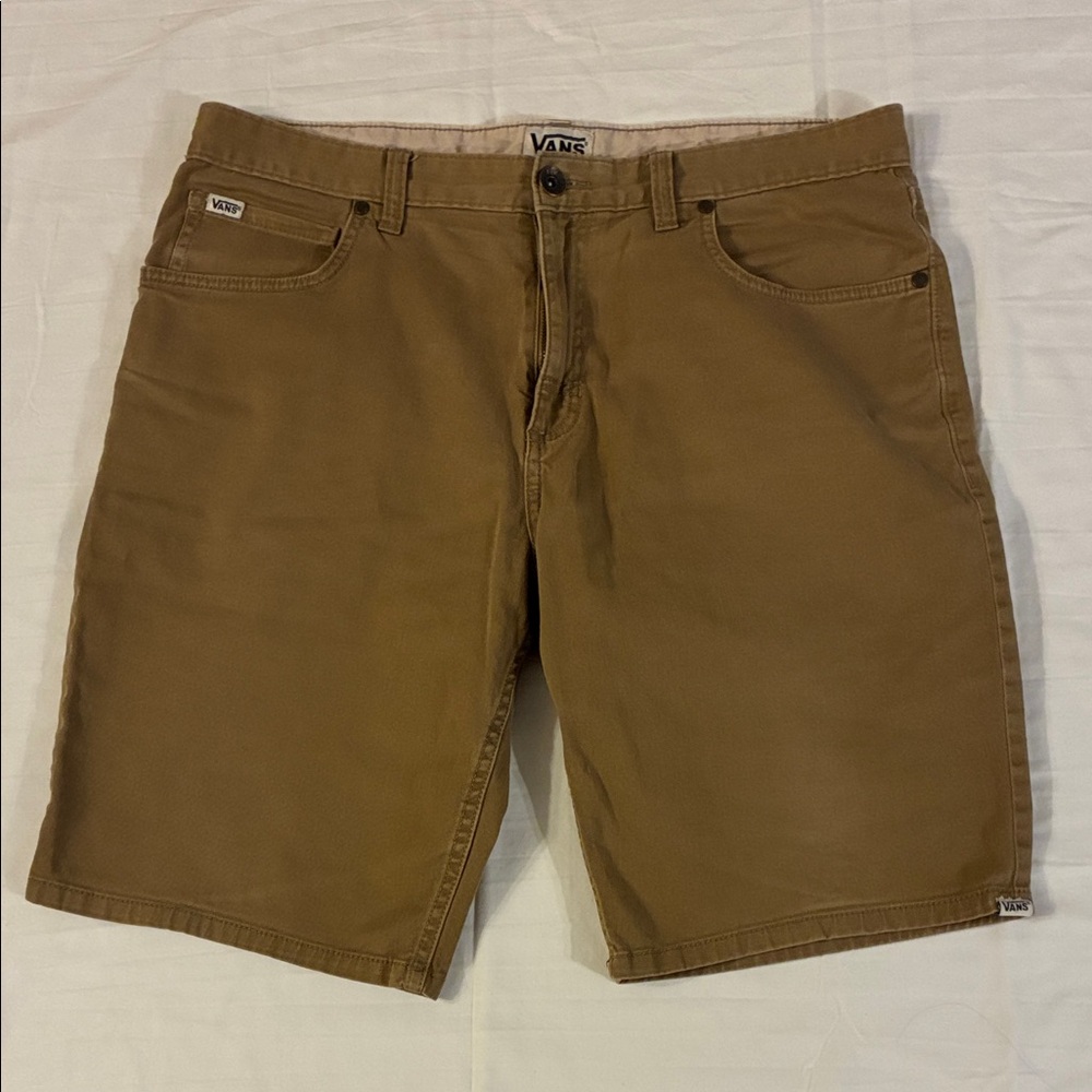 Vans Men's Brown Flat Front Shorts size 34